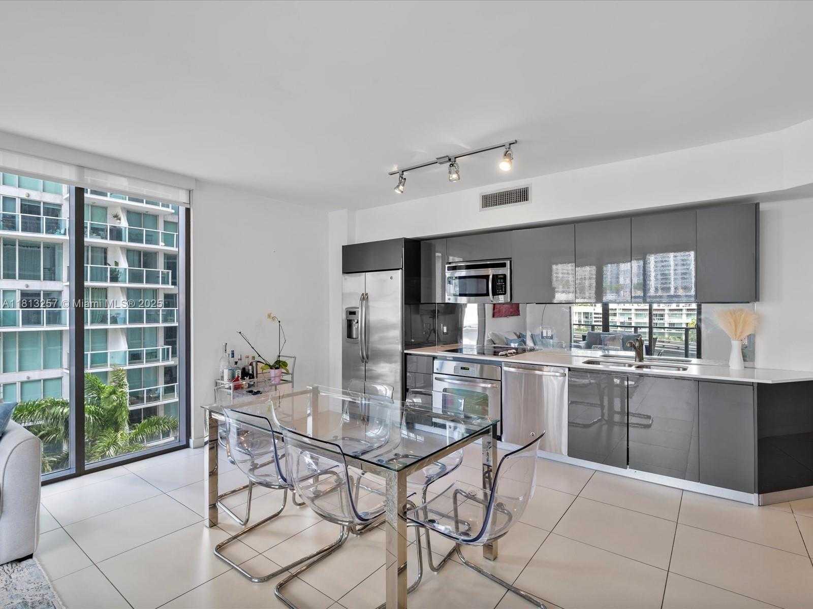 Small Image of 31 SOUTH EAST 6TH ST #802, Miami Number 7