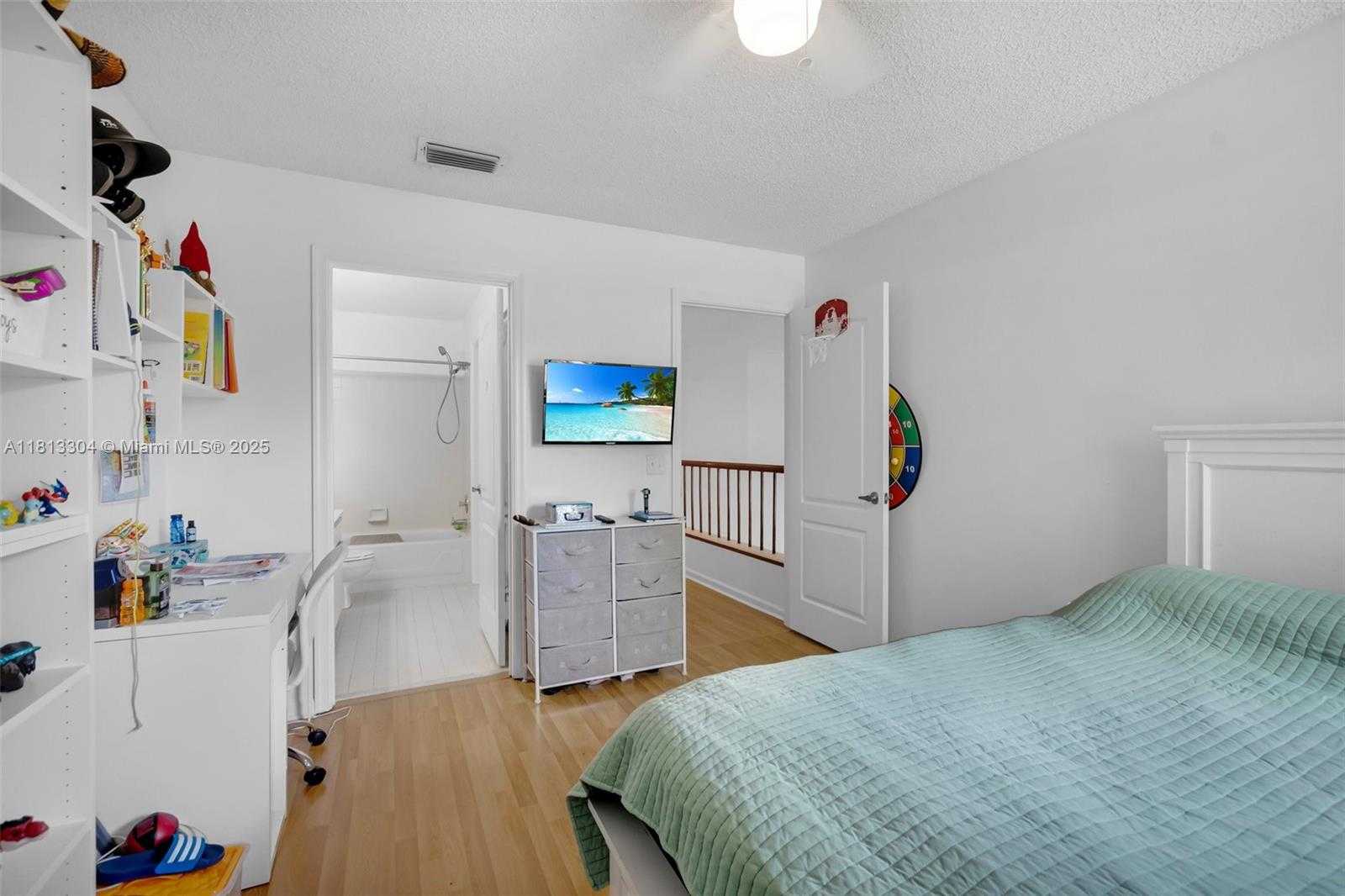 Small Image of 9280 Boca Gardens Pkwy, Boca Raton, FL 33496, USA Number 23