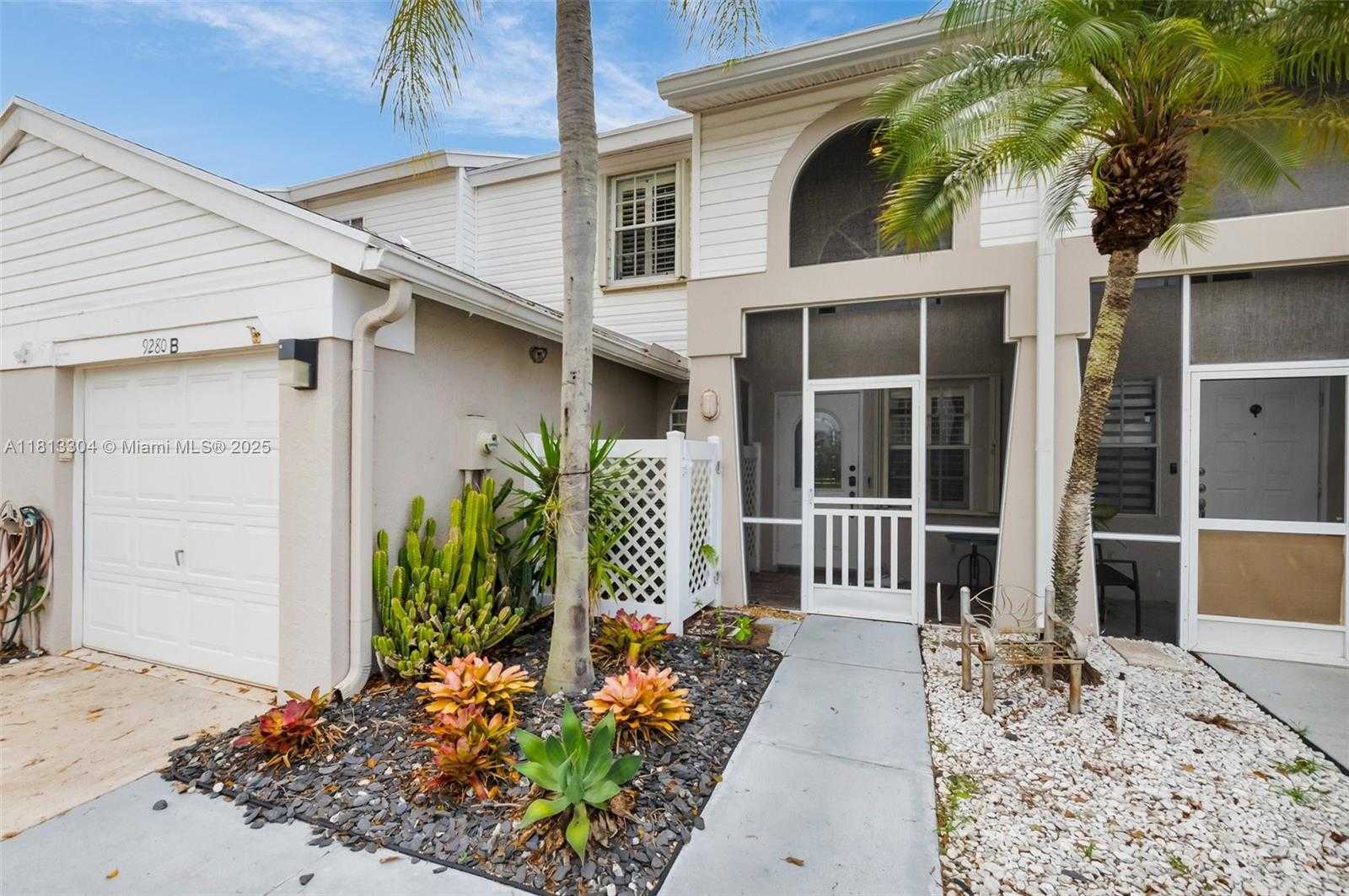 Small Image of 9280 Boca Gardens Pkwy, Boca Raton, FL 33496, USA Number 3