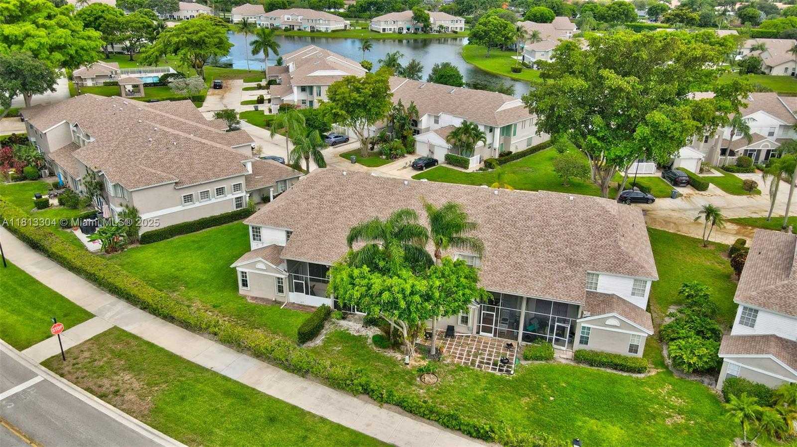Small Image of 9280 Boca Gardens Pkwy, Boca Raton, FL 33496, USA Number 33
