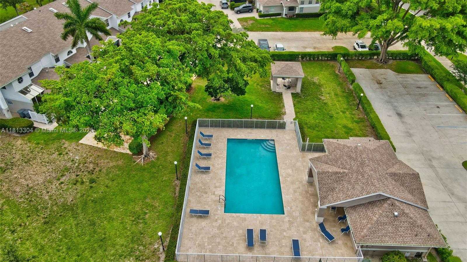 Small Image of 9280 Boca Gardens Pkwy, Boca Raton, FL 33496, USA Number 36