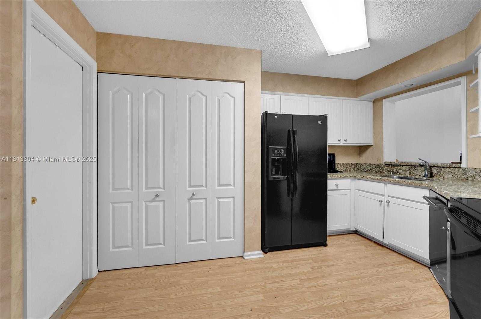 Small Image of 9280 Boca Gardens Pkwy, Boca Raton, FL 33496, USA Number 8