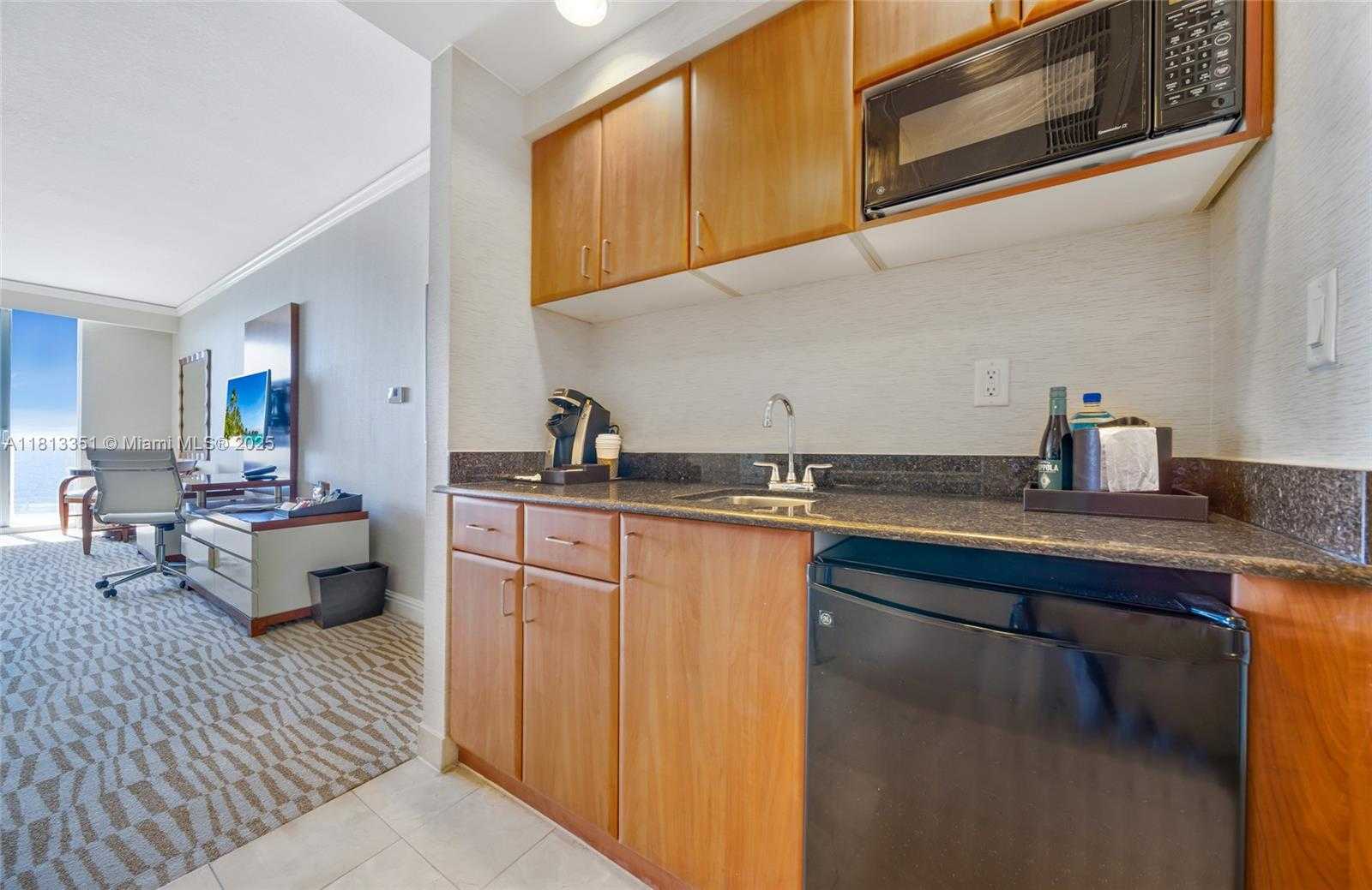 Small Image of 18001 COLLINS AVE #2012, Sunny Isles Beach Number 18