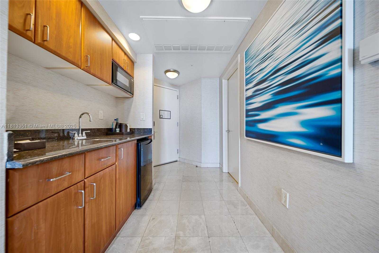 Small Image of 18001 COLLINS AVE #2012, Sunny Isles Beach Number 19