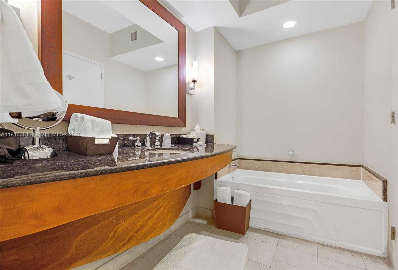Small Image of 18001 COLLINS AVE #2012, Sunny Isles Beach Number 22