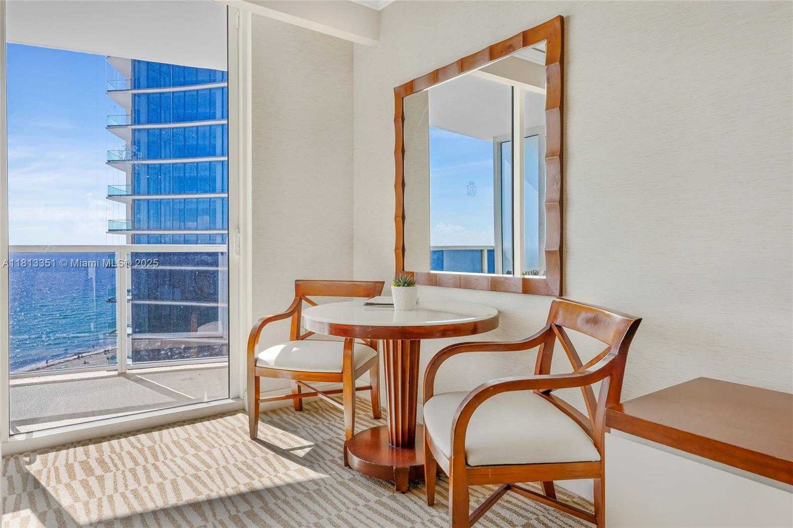 Small Image of 18001 COLLINS AVE #2012, Sunny Isles Beach Number 3