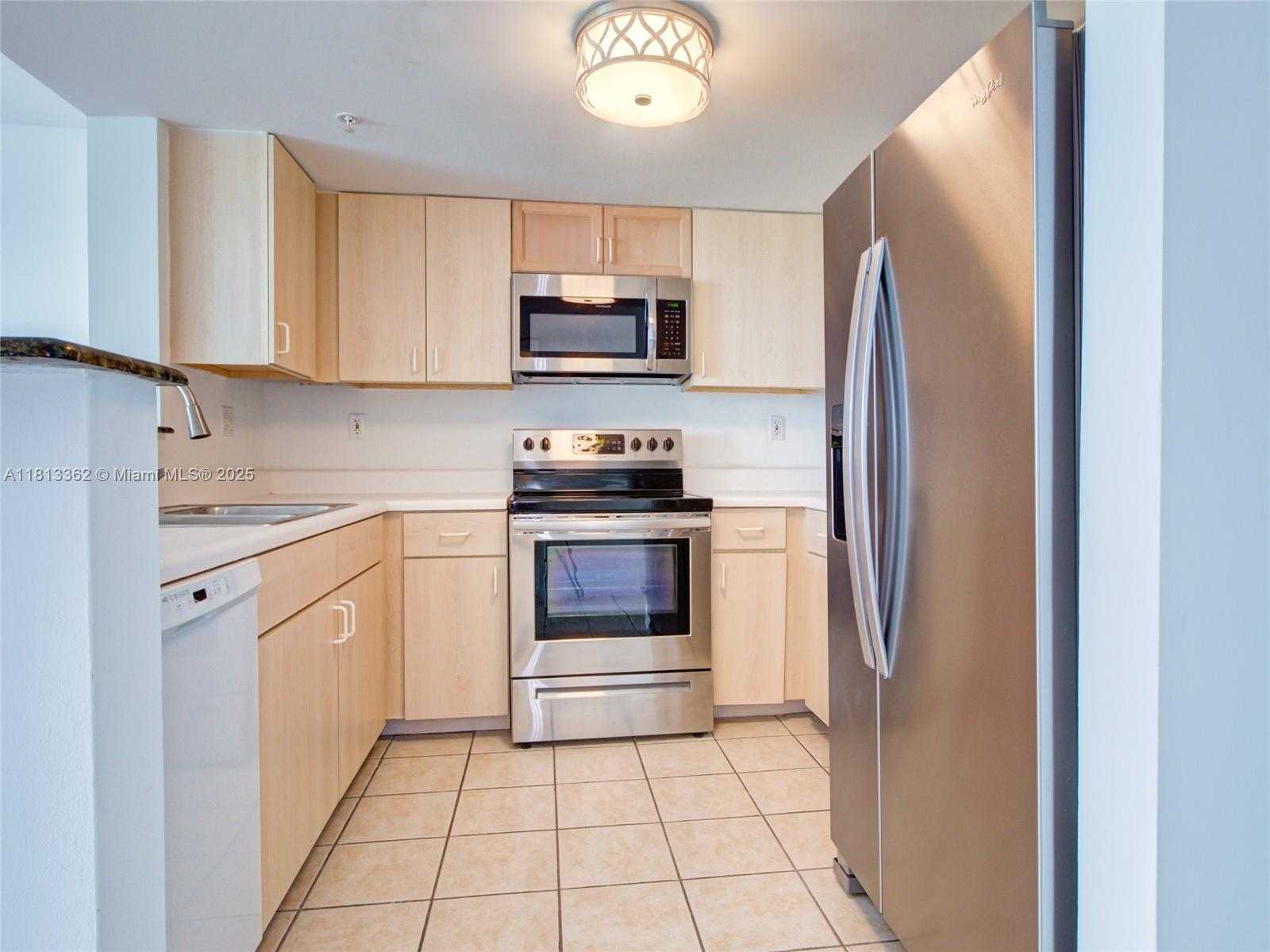 Small Image of 3000 CORAL WAY #715, Miami Number 4