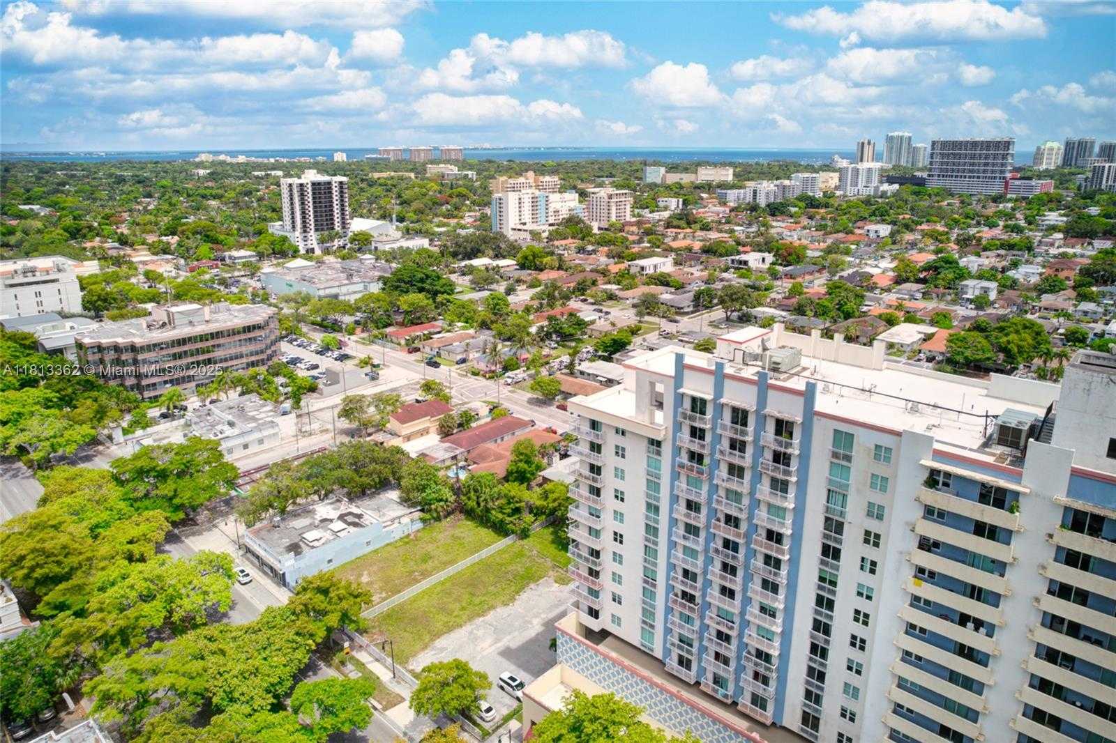 Small Image of 3000 CORAL WAY #715, Miami Number 42