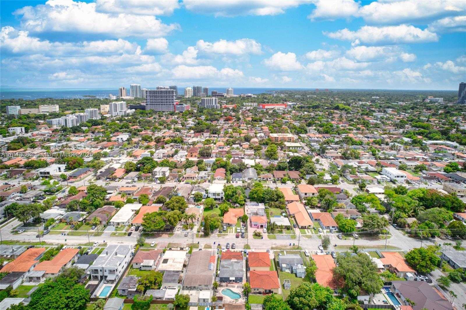 Small Image of 3000 CORAL WAY #715, Miami Number 45