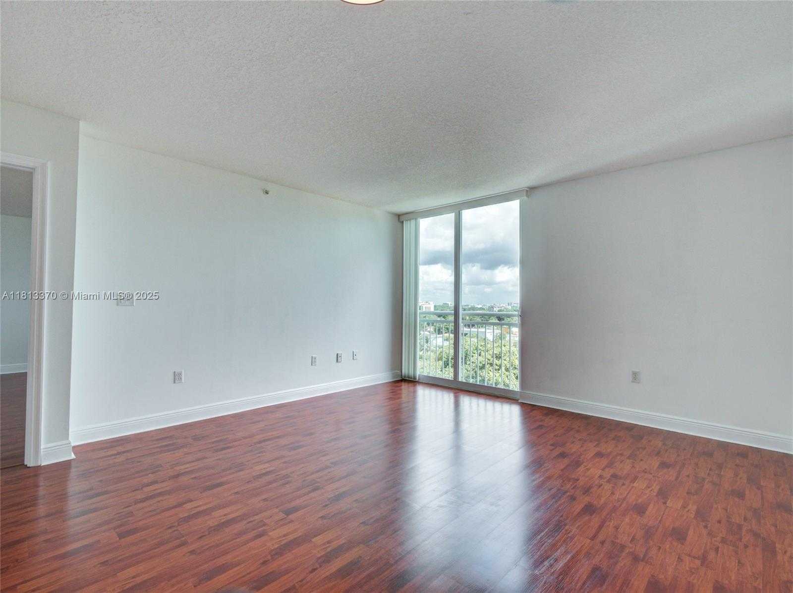 Small Image of 3000 CORAL WAY #815, Miami Number 10