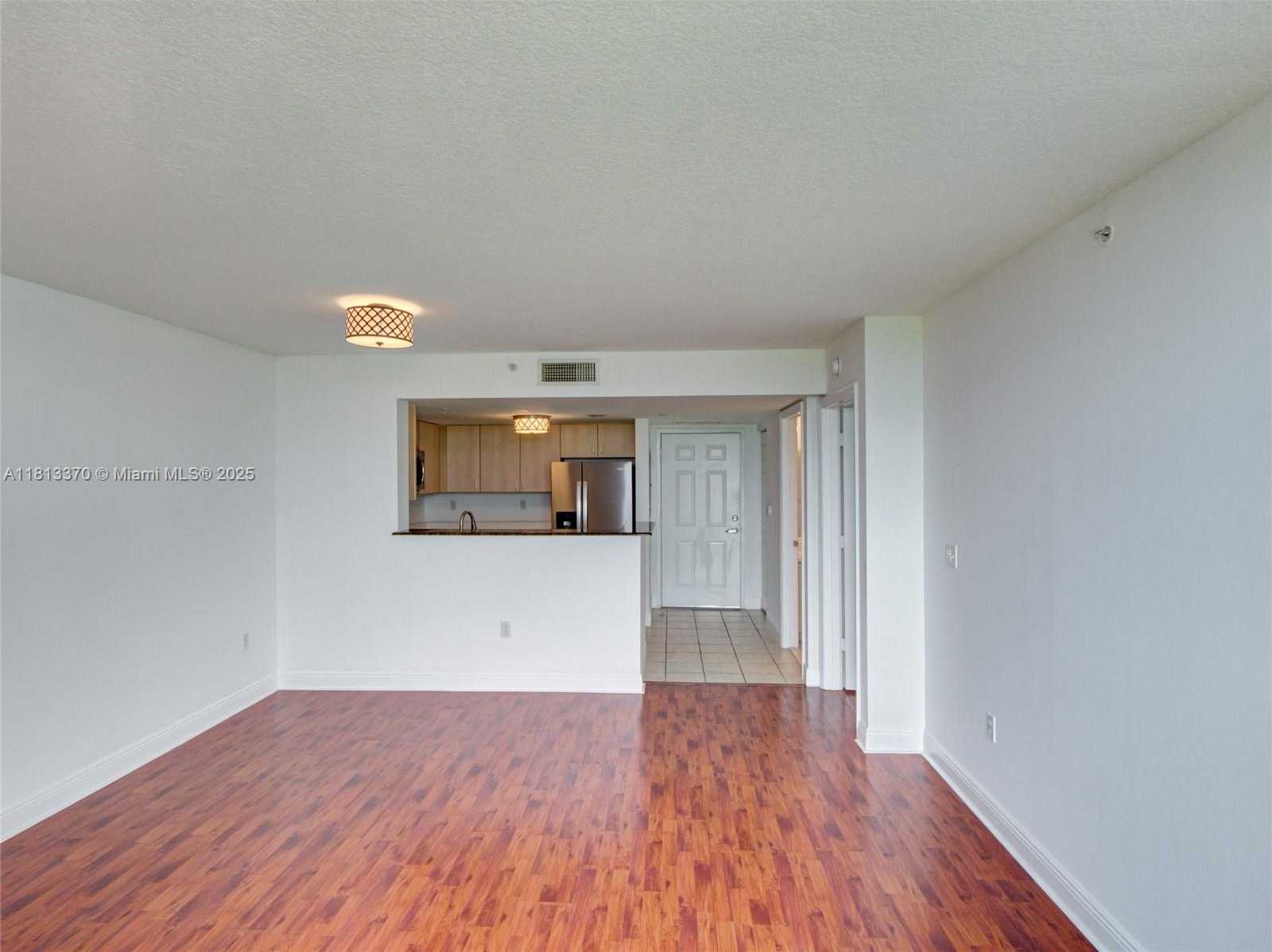 Small Image of 3000 CORAL WAY #815, Miami Number 15