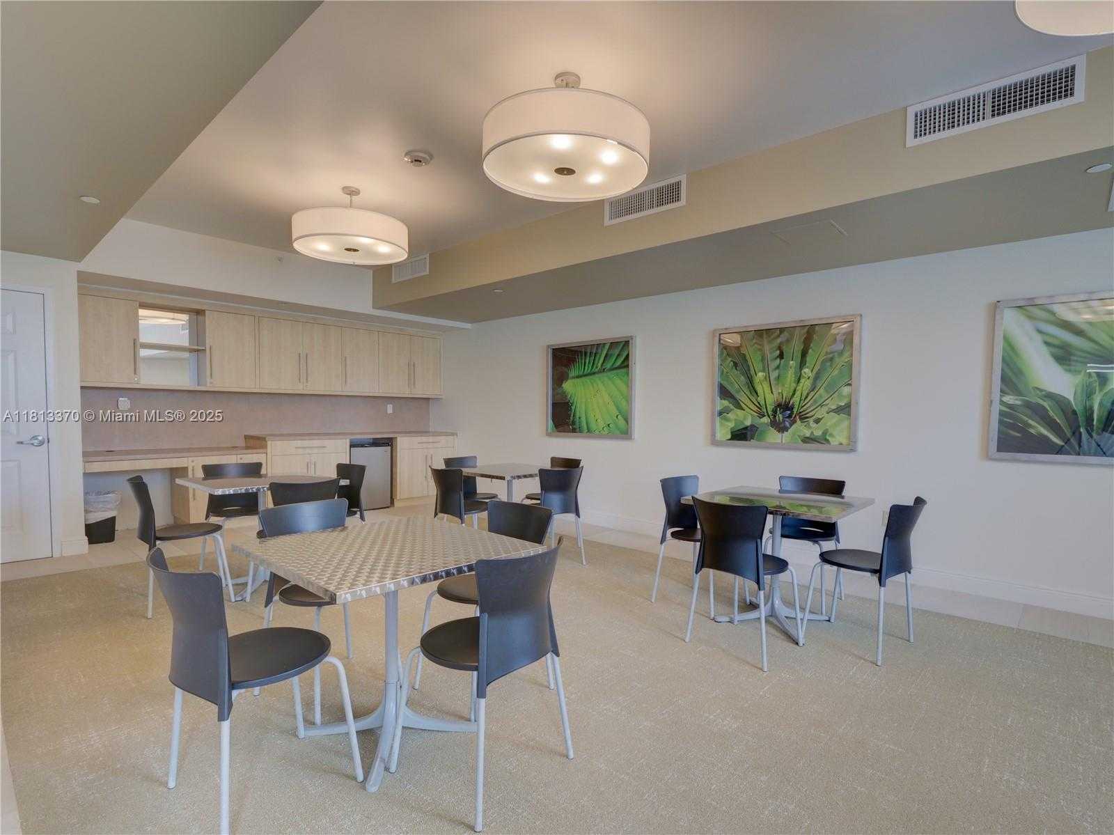 Small Image of 3000 CORAL WAY #815, Miami Number 32