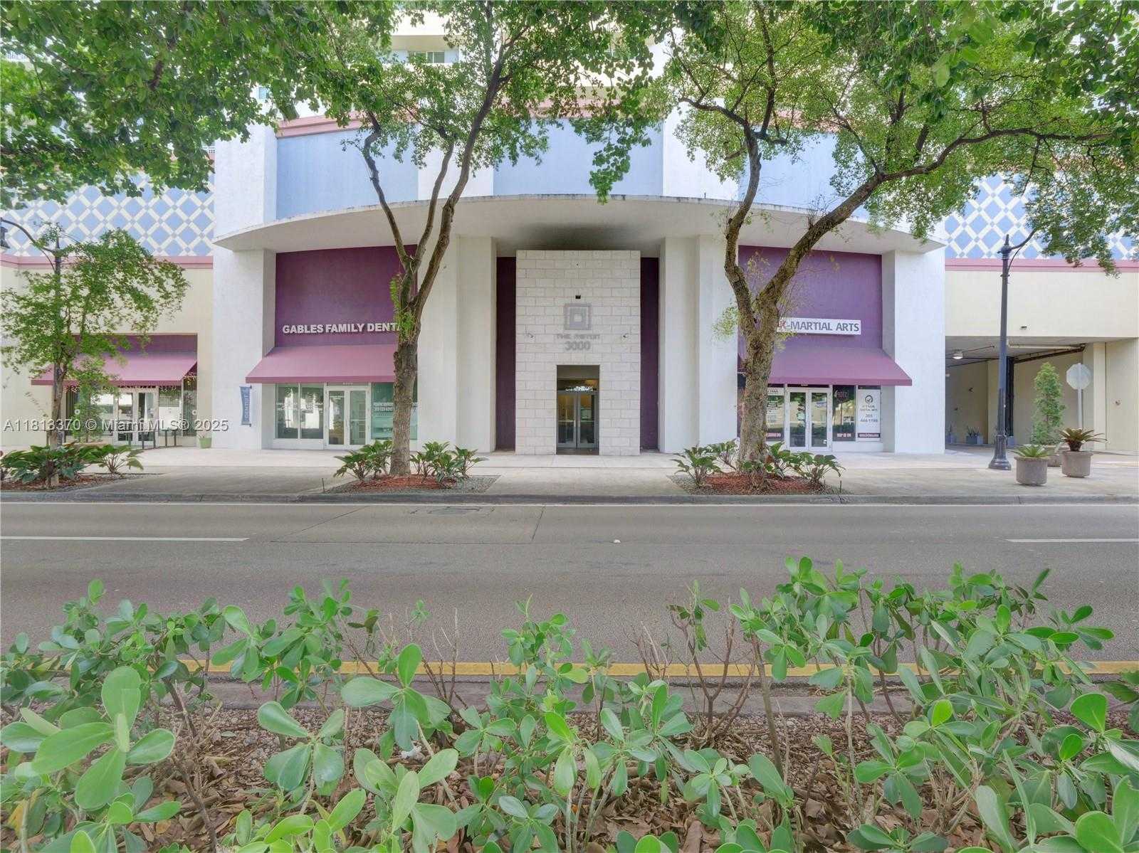 Small Image of 3000 CORAL WAY #815, Miami Number 37