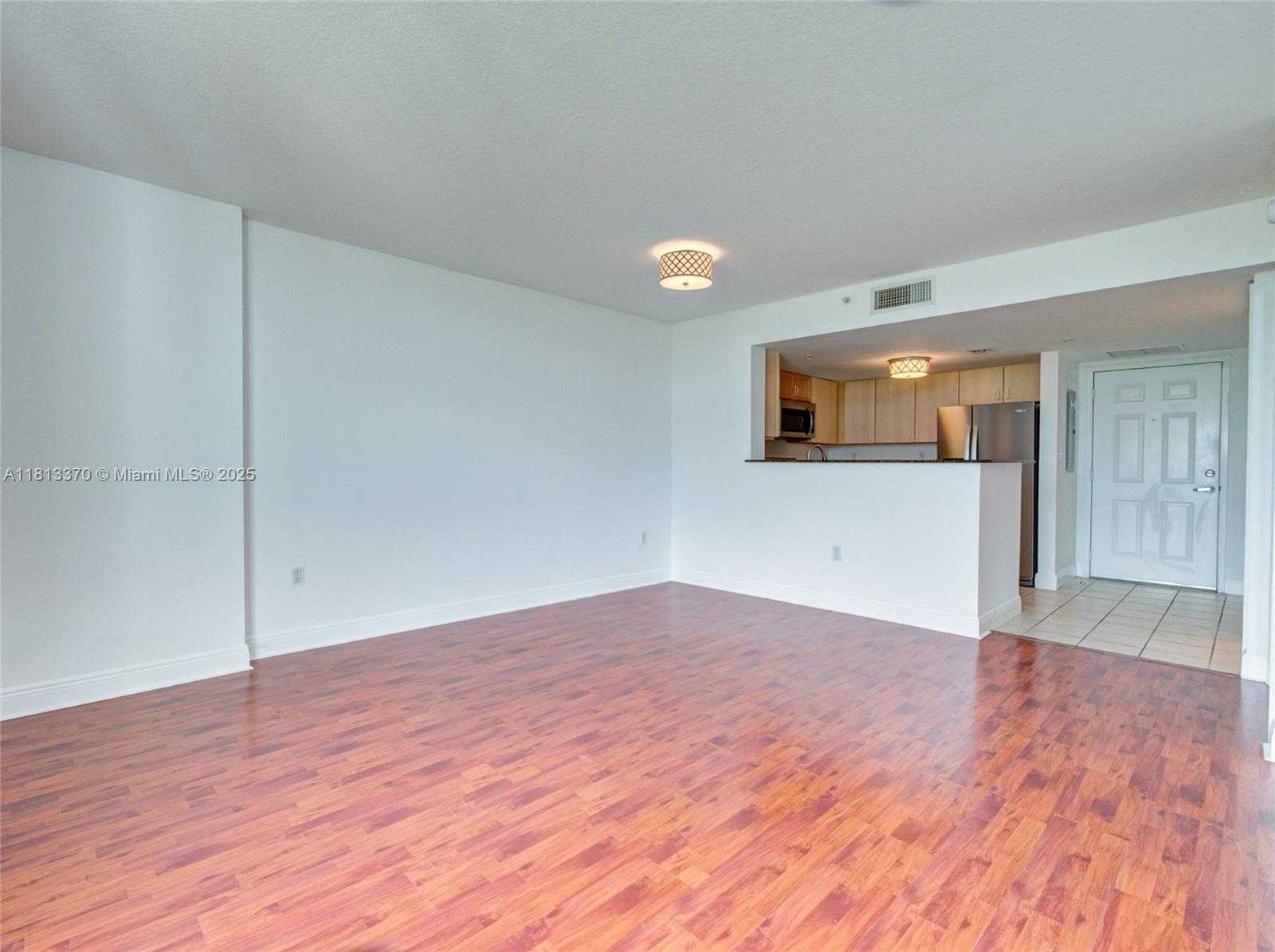 Small Image of 3000 CORAL WAY #815, Miami Number 9
