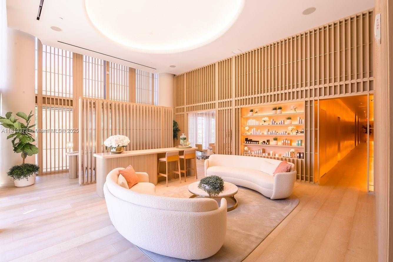 Small Image of 2201 COLLINS AVE #707, Miami Beach Number 13