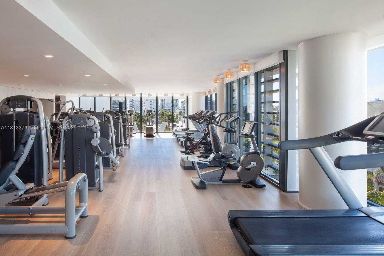 Small Image of 2201 COLLINS AVE #707, Miami Beach Number 14