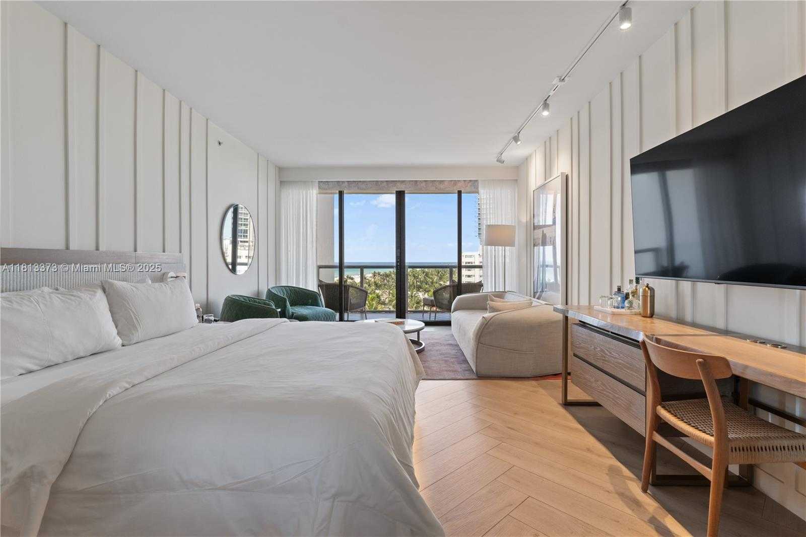 Small Image of 2201 COLLINS AVE #707, Miami Beach Number 7
