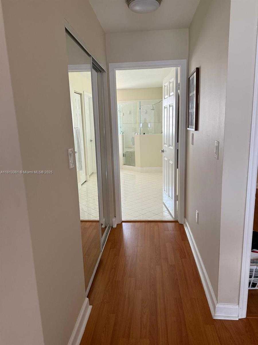 Small Image of 11218 NORTH WEST 73RD TER, Doral Number 15