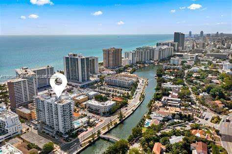 Small Image of 2829 INDIAN CREEK DR #1111, Miami Beach Number 14
