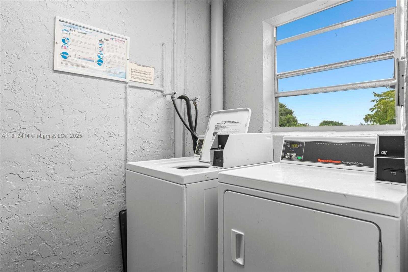 Small Image of 8421 LAGOS DE CAMPO BLVD #306T, Tamarac Number 13