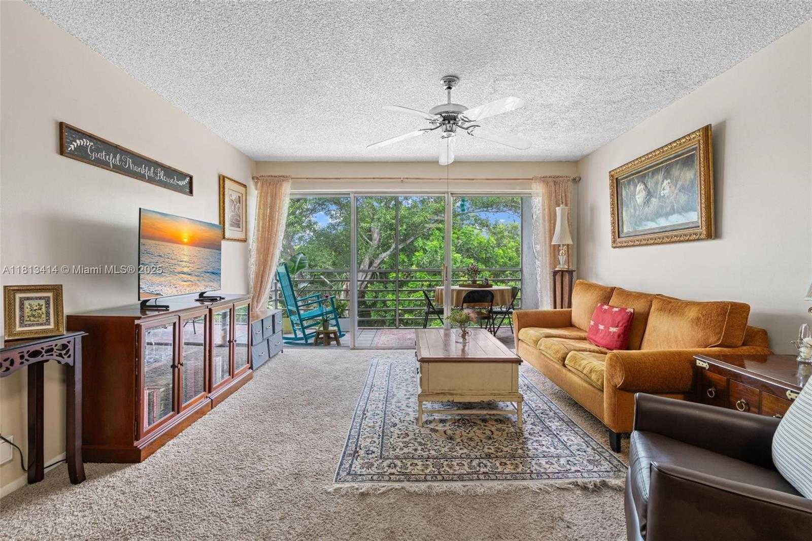 Small Image of 8421 LAGOS DE CAMPO BLVD #306T, Tamarac Number 4