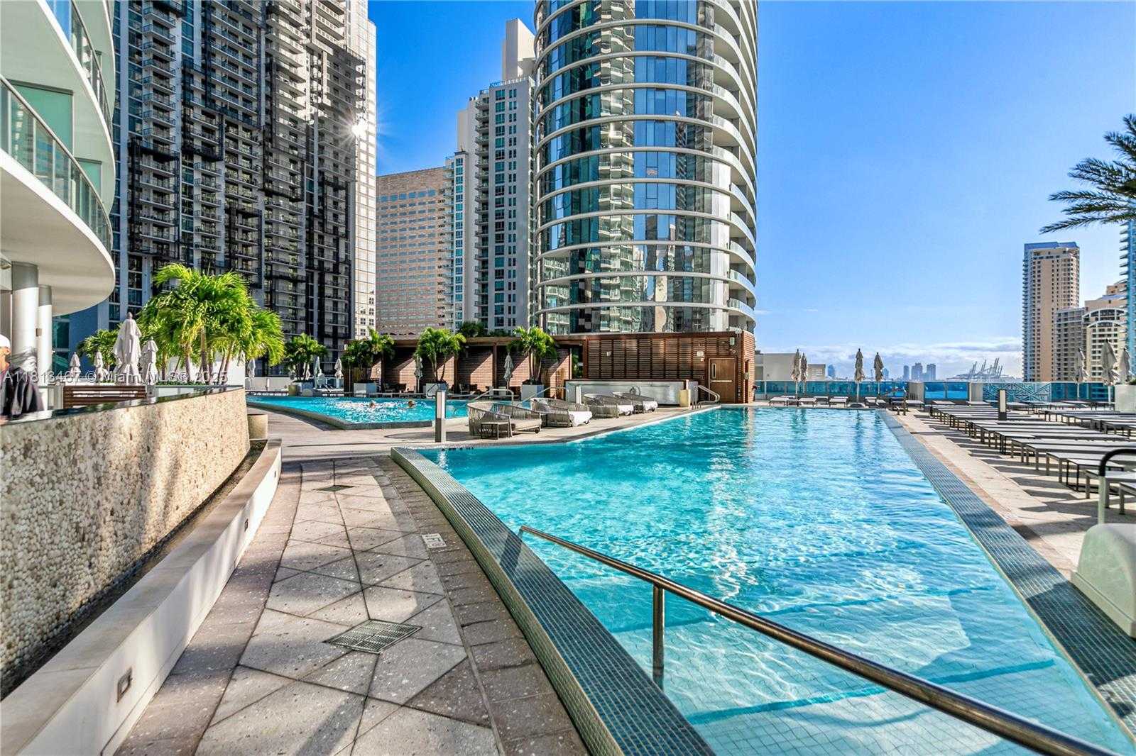 Small Image of 200 BISCAYNE BOULEVARD WAY #3904, Miami Number 28