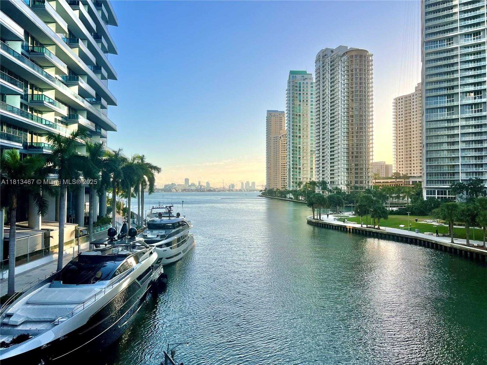 Small Image of 200 BISCAYNE BOULEVARD WAY #3904, Miami Number 29