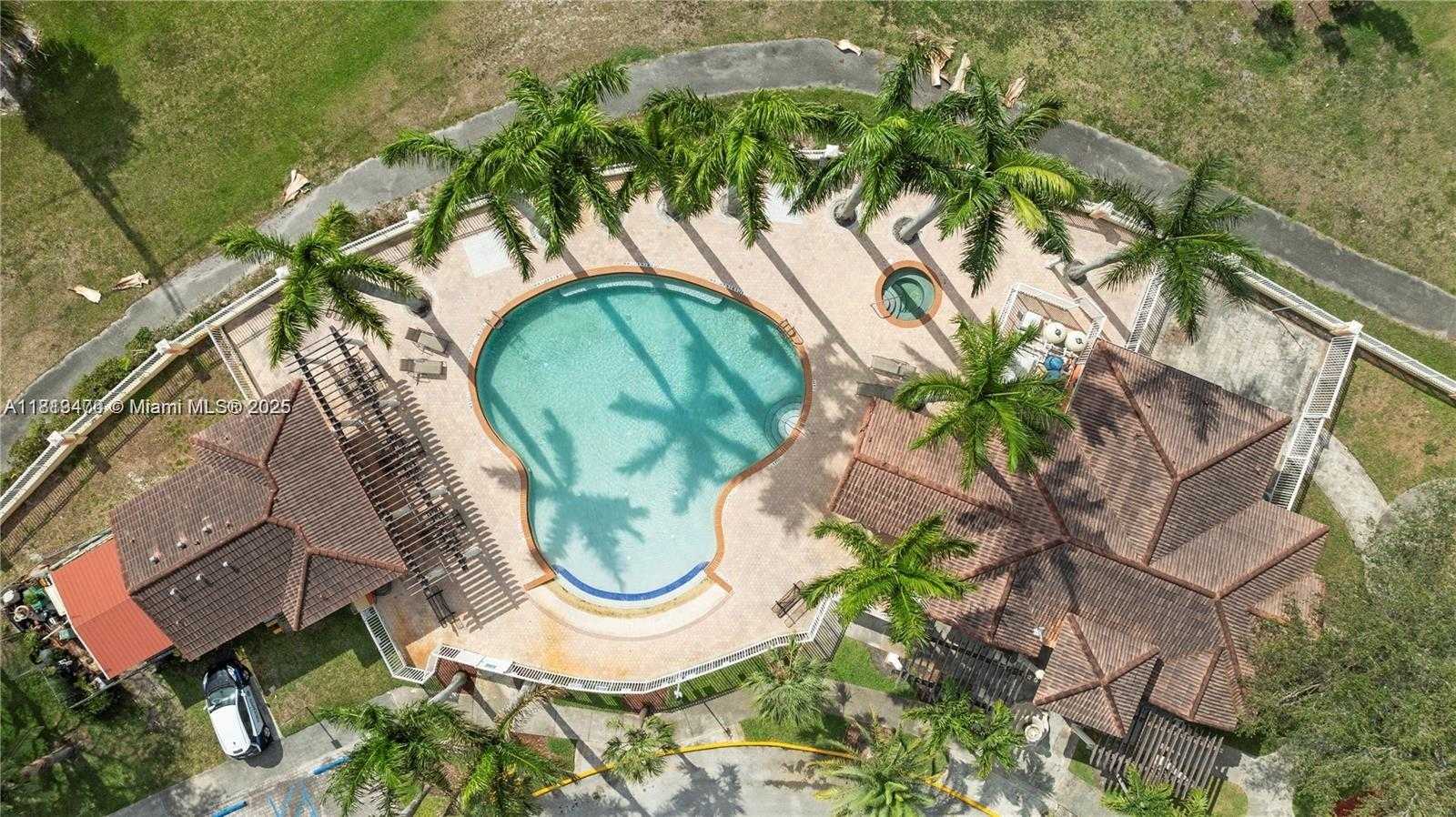 Small Image of 17847 NORTH WEST 74TH PATH, Hialeah Number 2