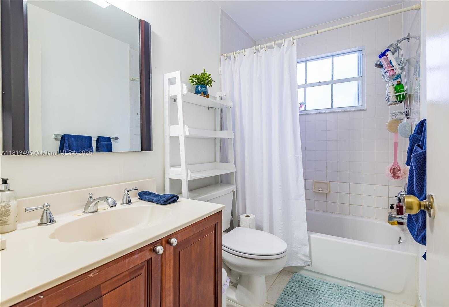 Small Image of 370 SOUTH EAST 2ND AVE #G3, Deerfield Beach Number 21