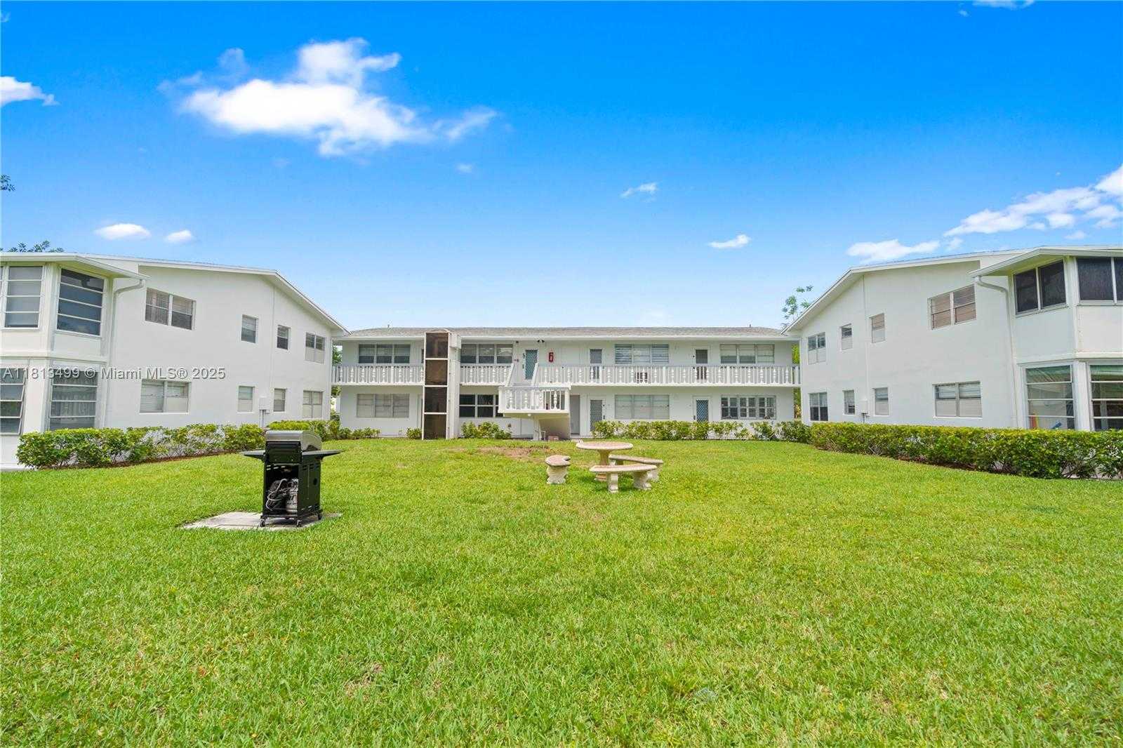 Small Image of 67 HARWOOD H #67, Deerfield Beach Number 16