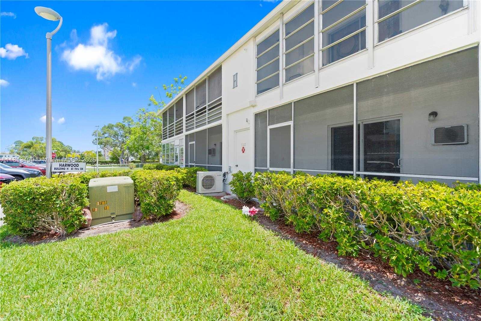 Small Image of 67 HARWOOD H #67, Deerfield Beach Number 19