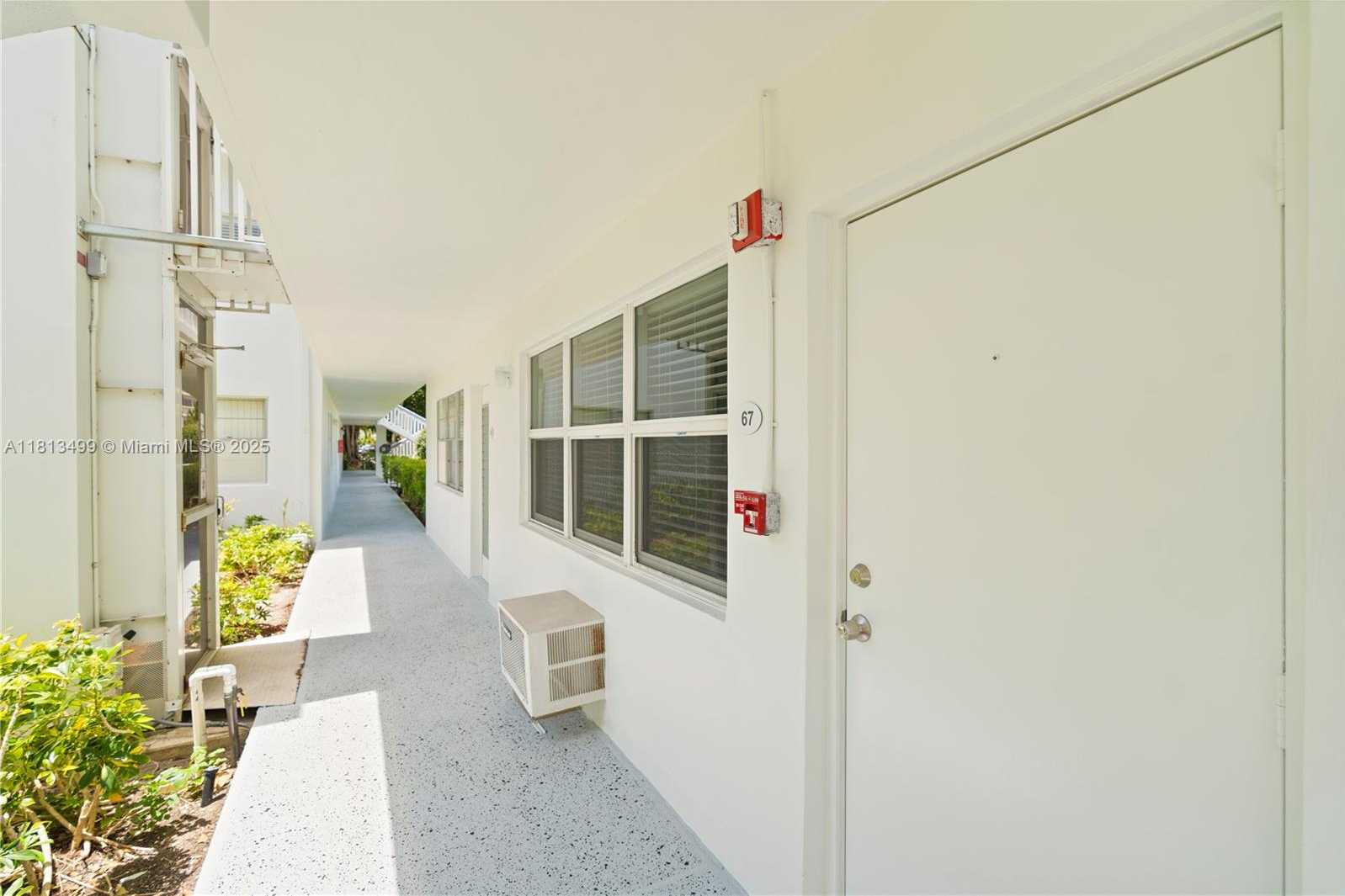 Small Image of 67 HARWOOD H #67, Deerfield Beach Number 23