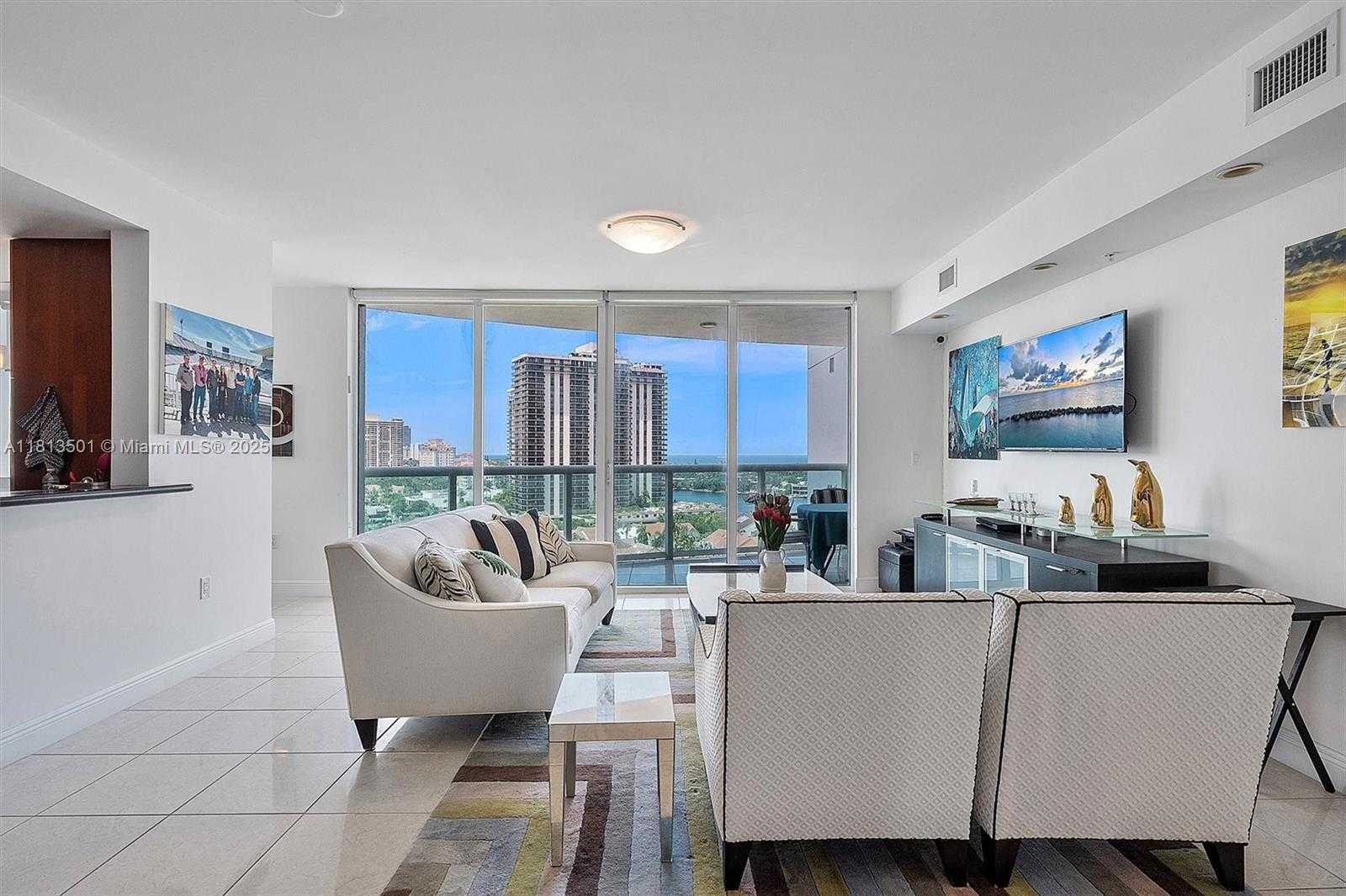 Small Image of 19400 TURNBERRY WAY #1131, Aventura Number 3