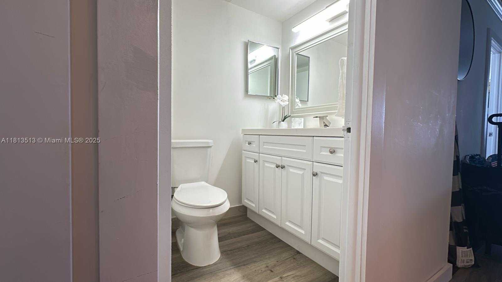 Small Image of 3800 SOUTH OCEAN DR #1808, Hollywood Number 17