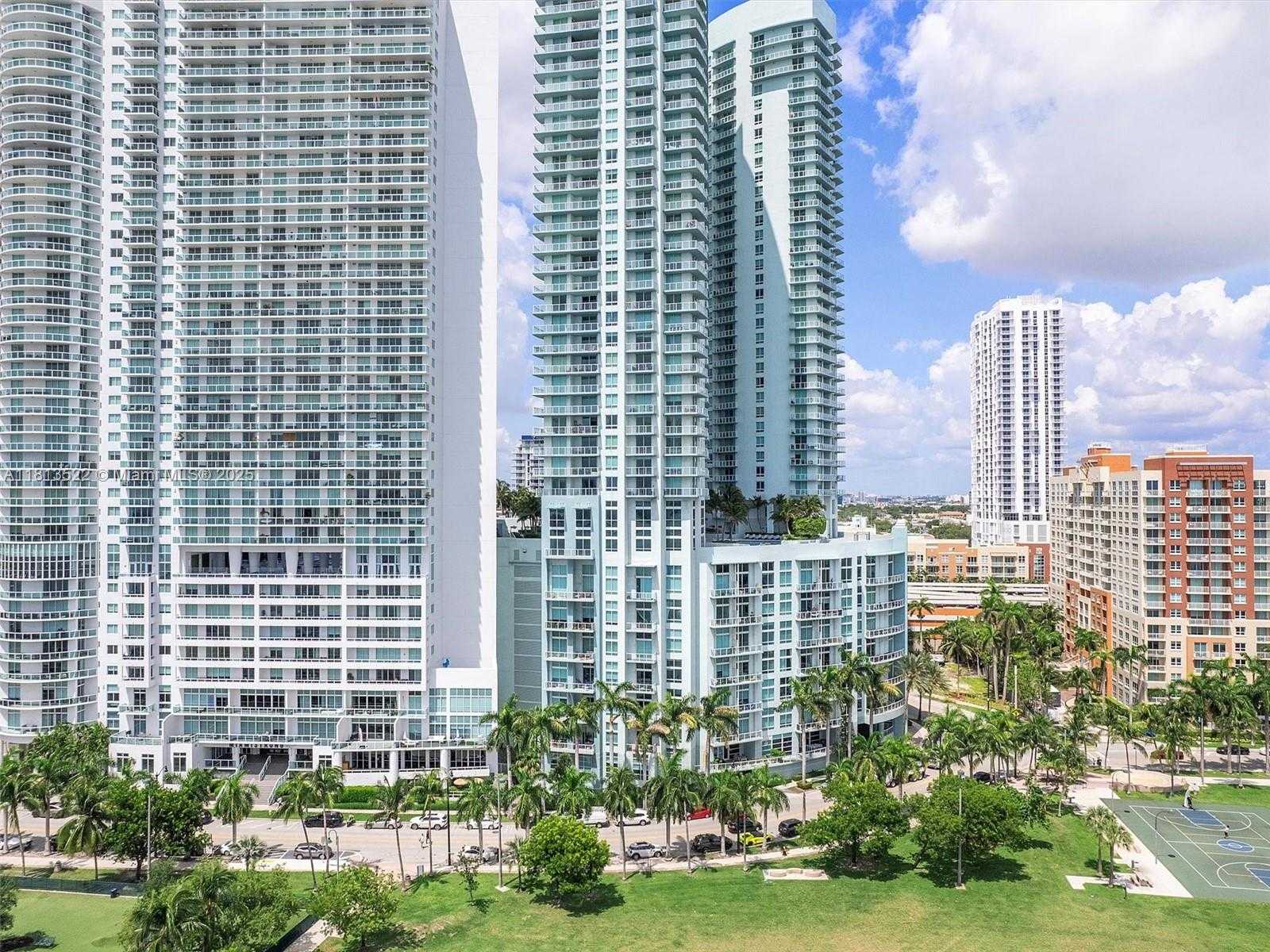 Small Image of 1900 NORTH BAYSHORE DR #603, Miami Number 29