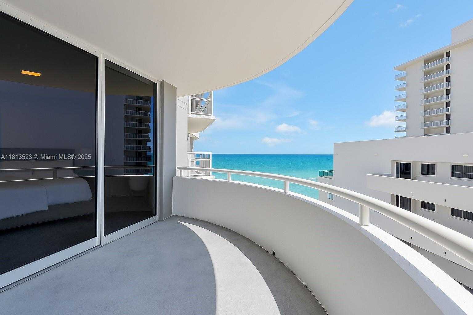 Small Image of 6301 COLLINS AVE #1405, Miami Beach Number 3