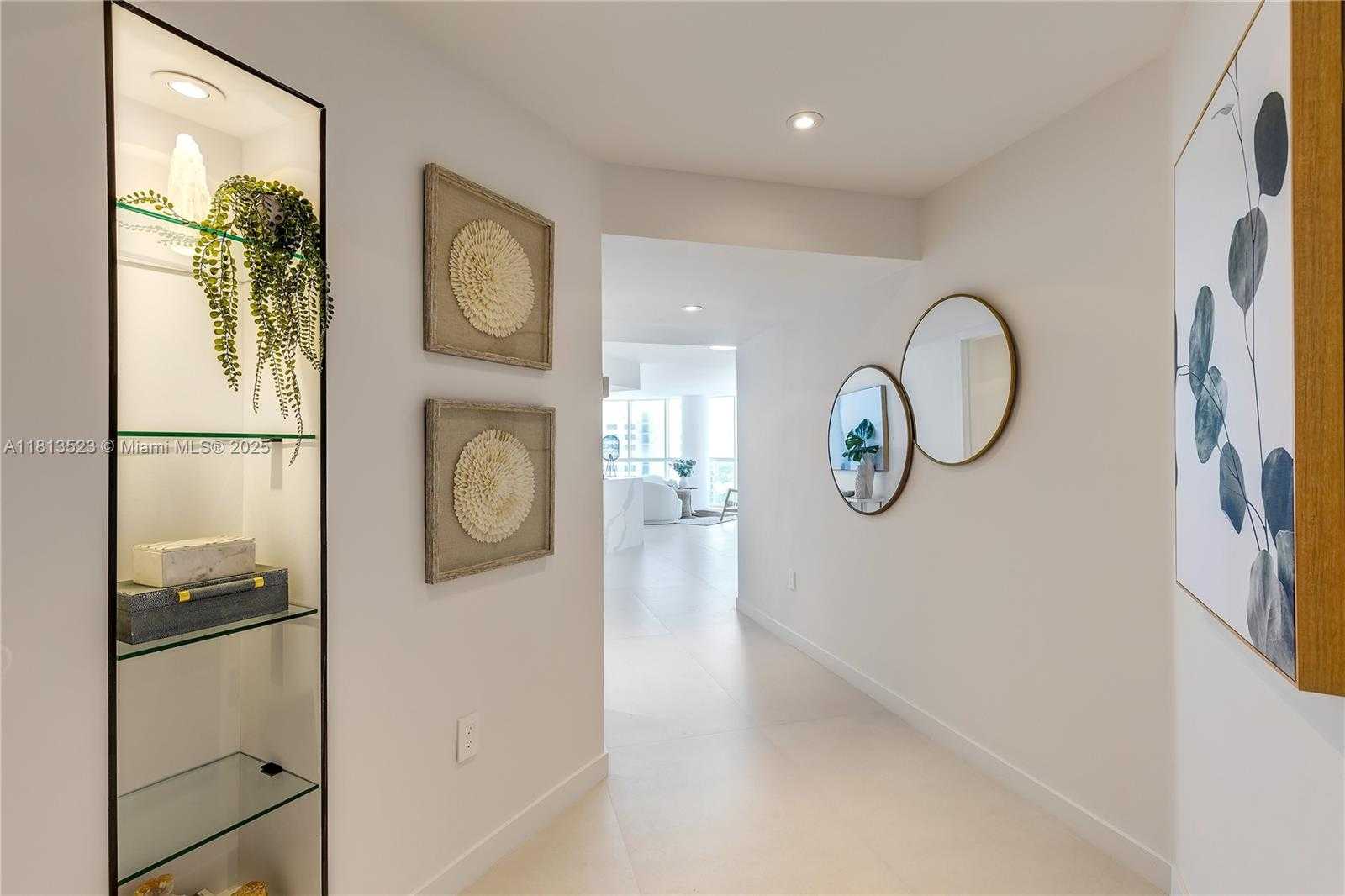 Small Image of 6301 COLLINS AVE #1405, Miami Beach Number 5