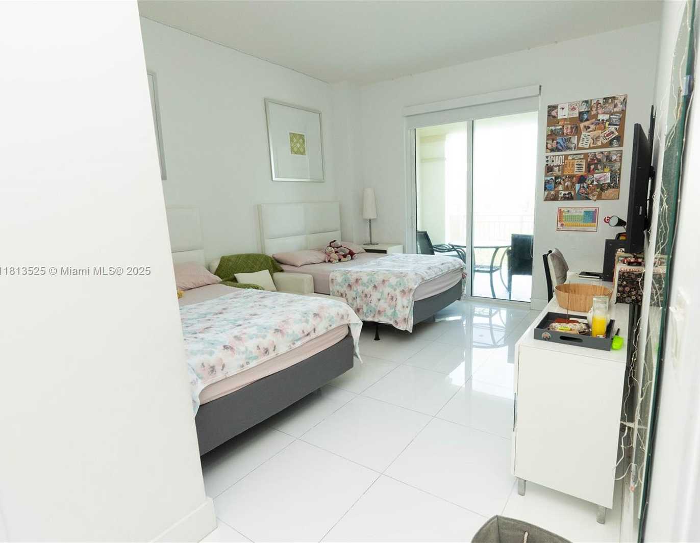 Small Image of 150 Sunny Isles Blvd, Sunny Isles Beach, FL 33160, USA Number 16
