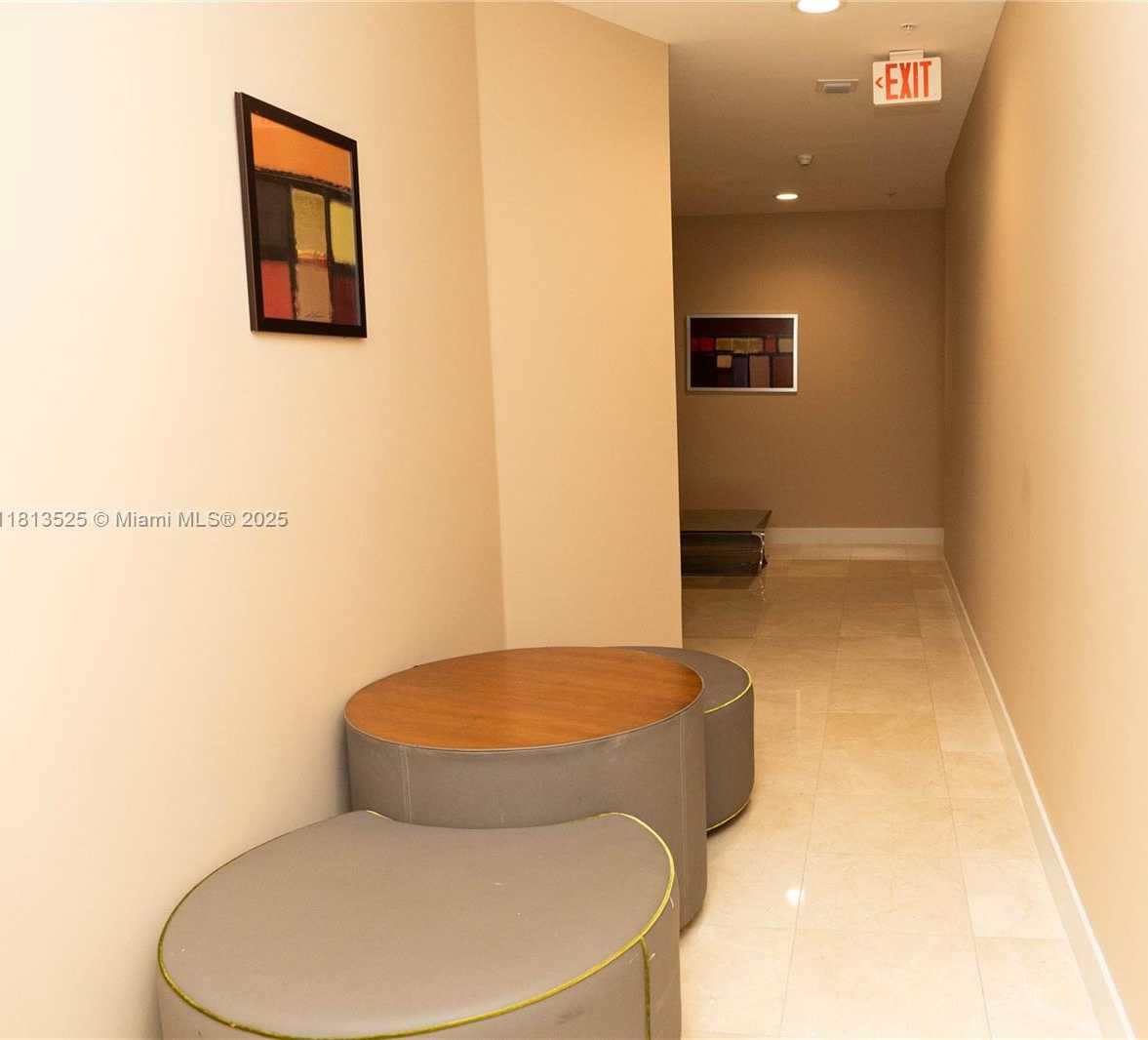 Small Image of 150 Sunny Isles Blvd, Sunny Isles Beach, FL 33160, USA Number 5