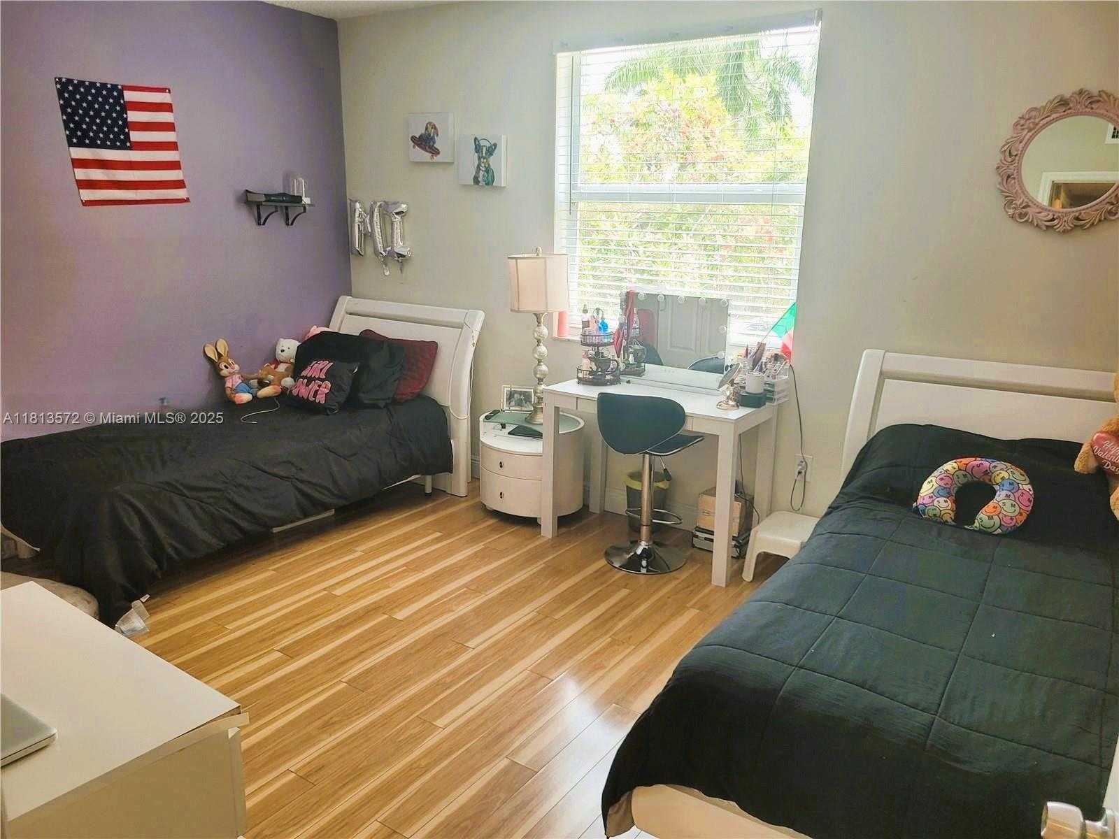 Small Image of 17125 NORTH BAY RD #3204, Sunny Isles Beach Number 12