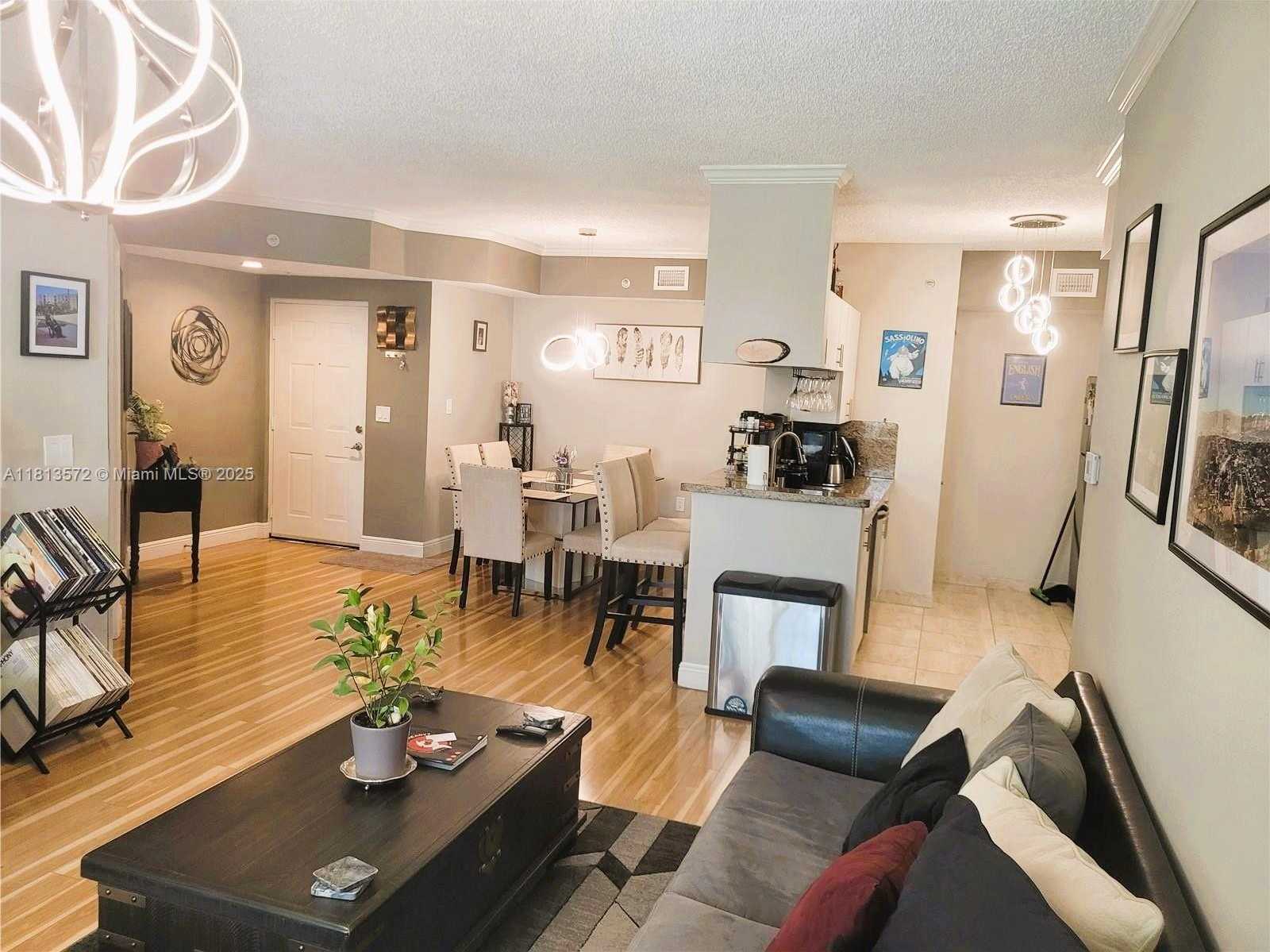 Small Image of 17125 NORTH BAY RD #3204, Sunny Isles Beach Number 13