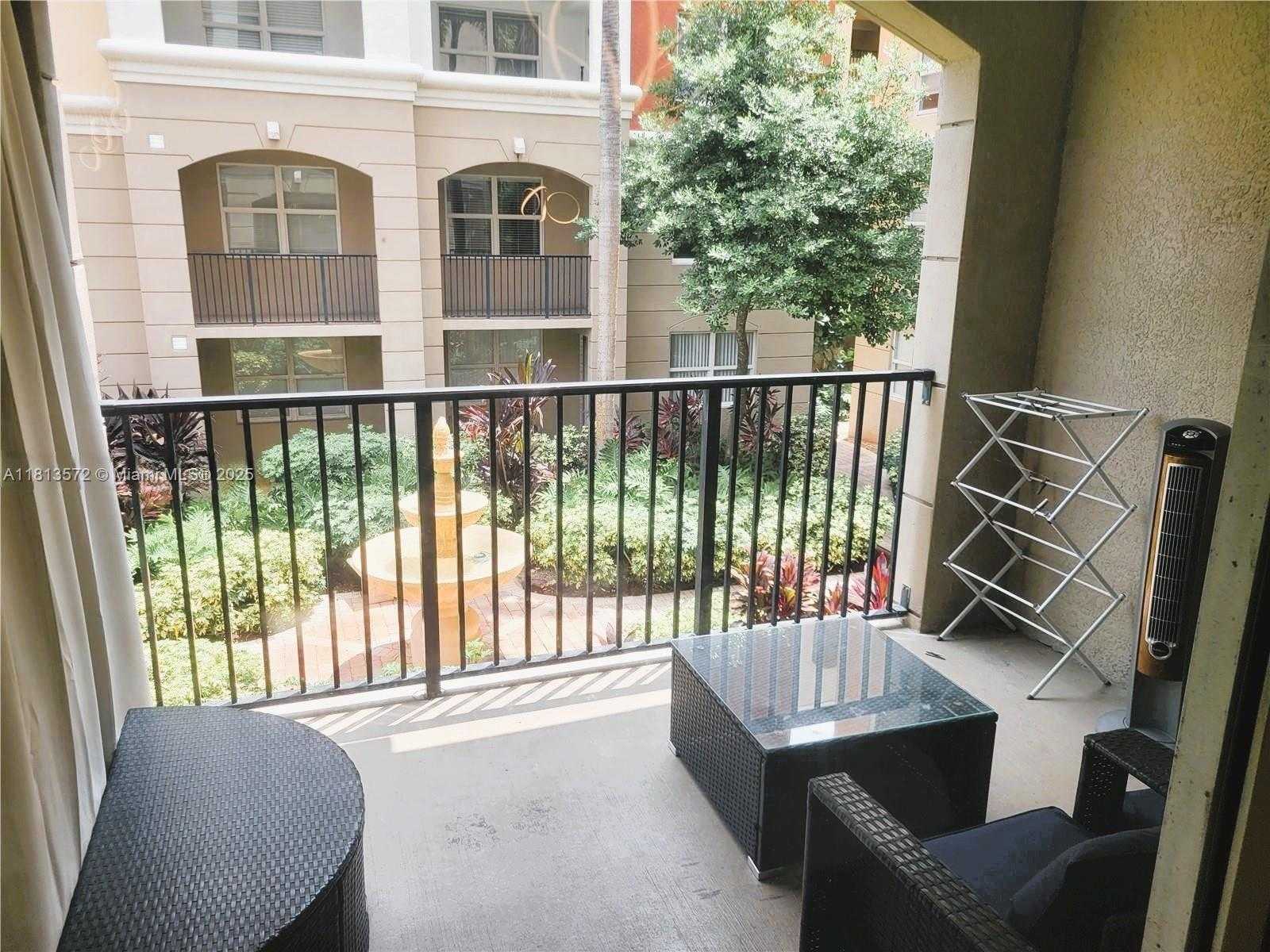 Small Image of 17125 NORTH BAY RD #3204, Sunny Isles Beach Number 14