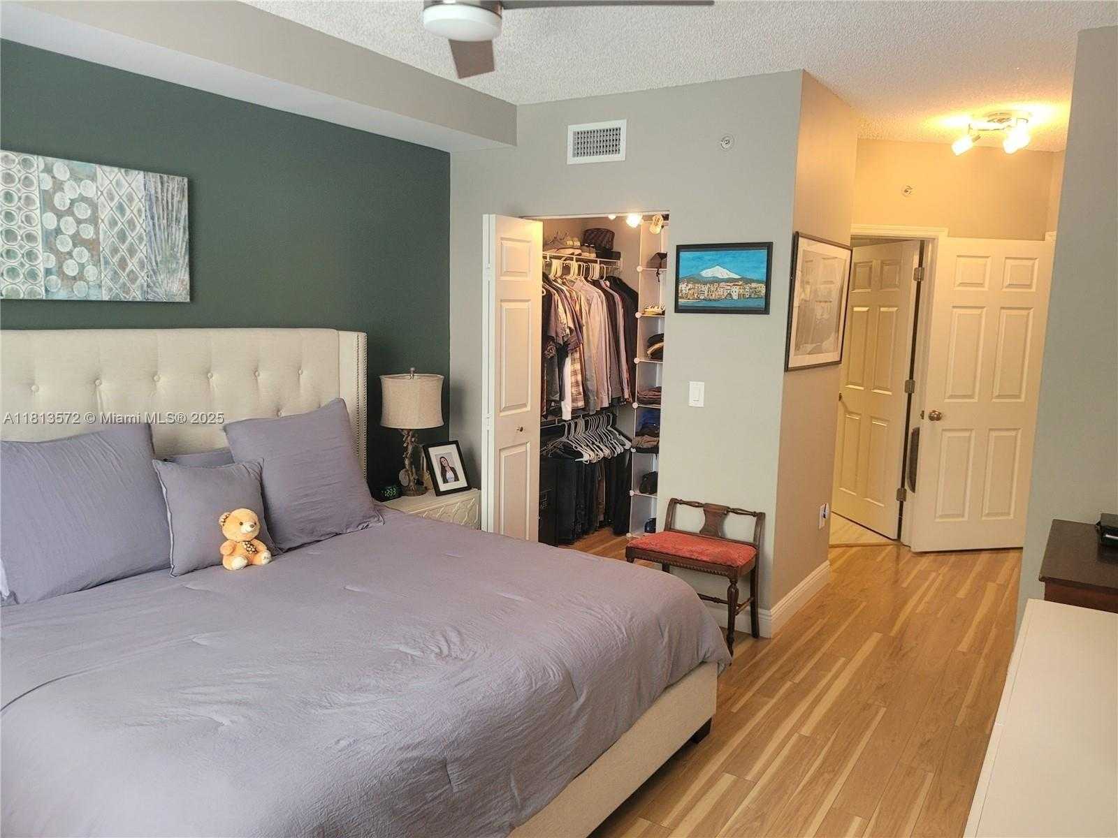 Small Image of 17125 NORTH BAY RD #3204, Sunny Isles Beach Number 18