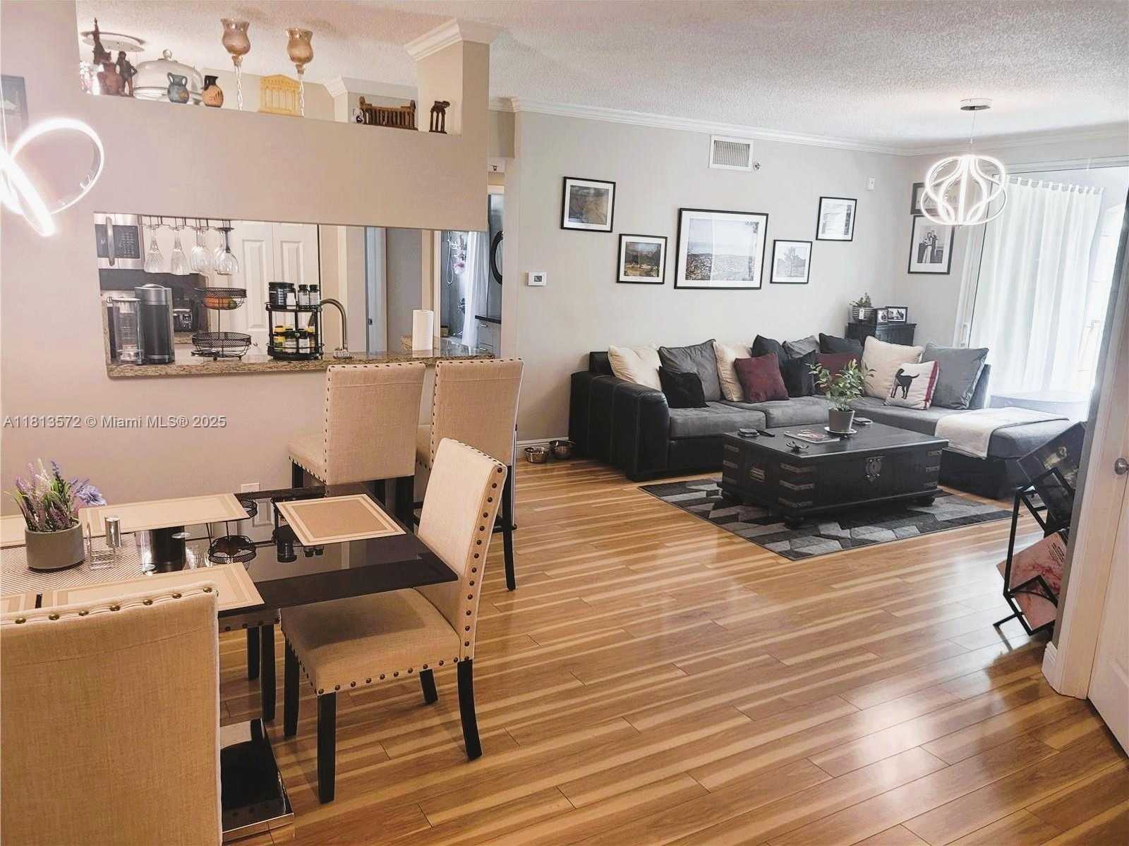 Small Image of 17125 NORTH BAY RD #3204, Sunny Isles Beach Number 3