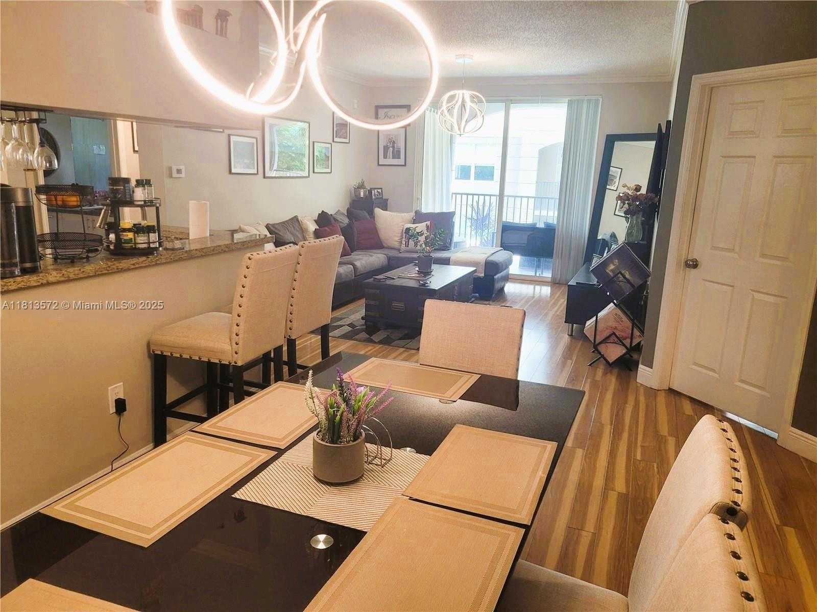 Small Image of 17125 NORTH BAY RD #3204, Sunny Isles Beach Number 5