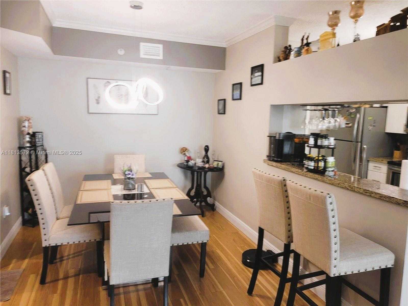 Small Image of 17125 NORTH BAY RD #3204, Sunny Isles Beach Number 6