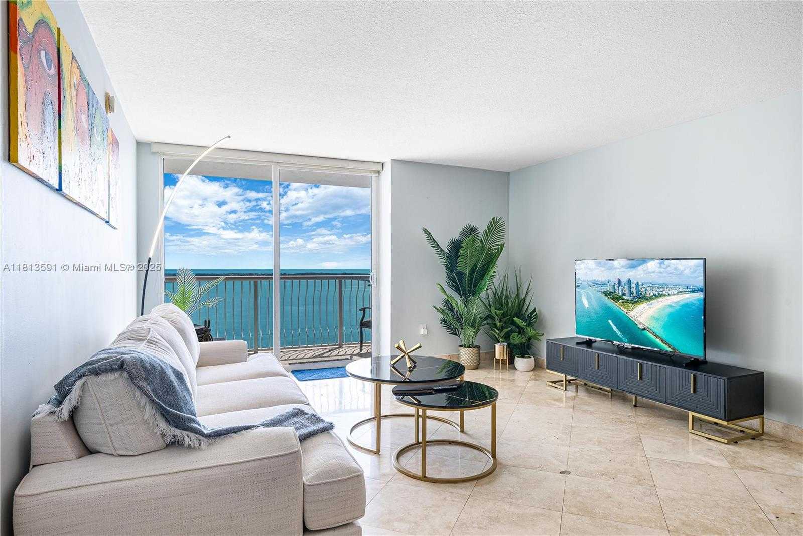 Small Image of 1200 BRICKELL BAY DR #3102, Miami Number 11