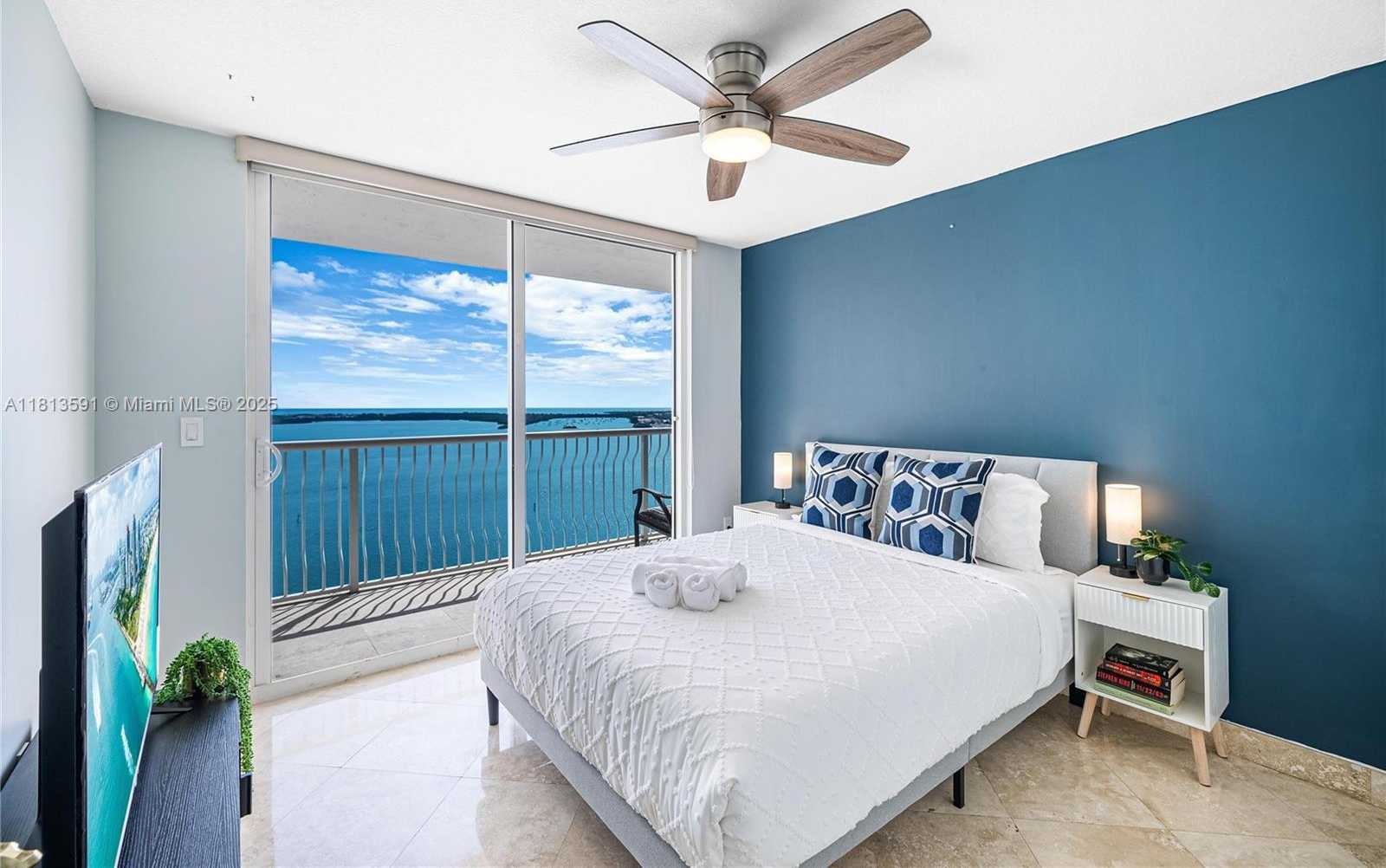 Small Image of 1200 BRICKELL BAY DR #3102, Miami Number 13
