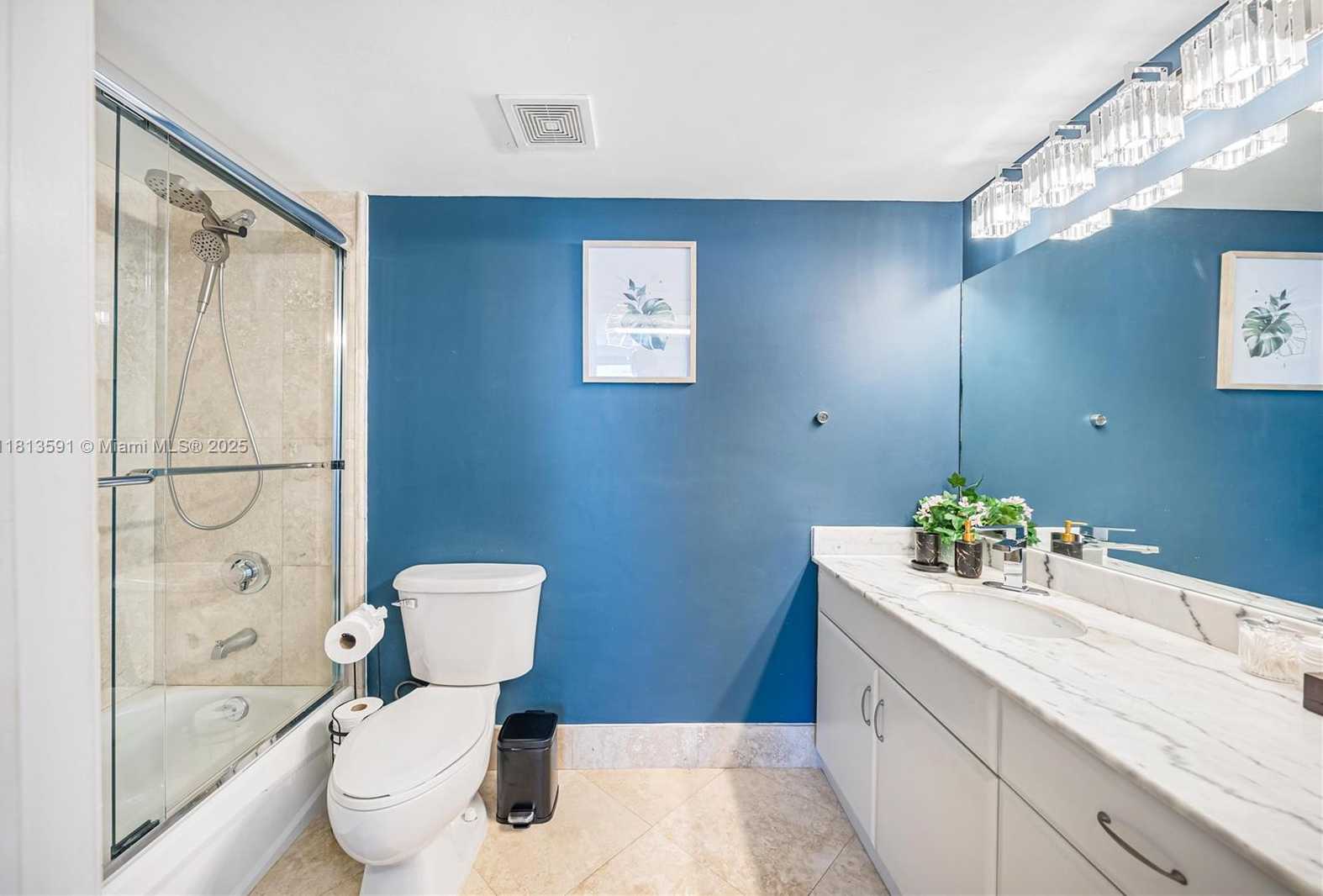 Small Image of 1200 BRICKELL BAY DR #3102, Miami Number 32