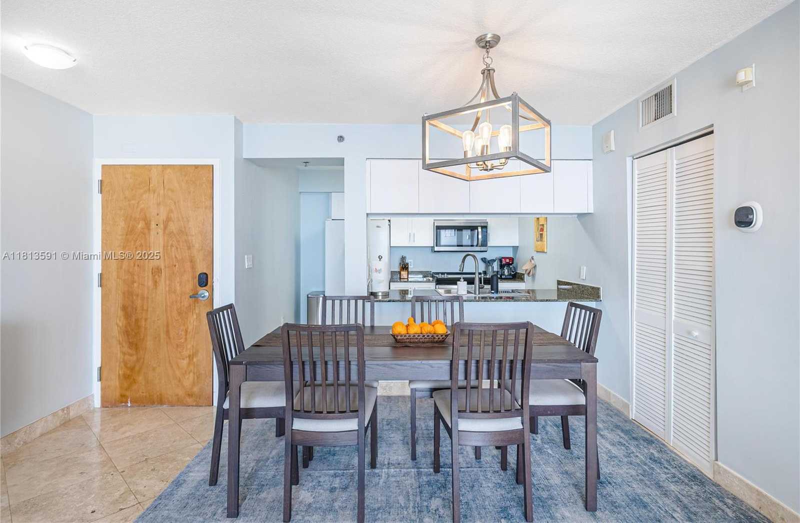 Small Image of 1200 BRICKELL BAY DR #3102, Miami Number 43